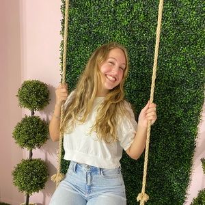 Meet your Posher, Ashley